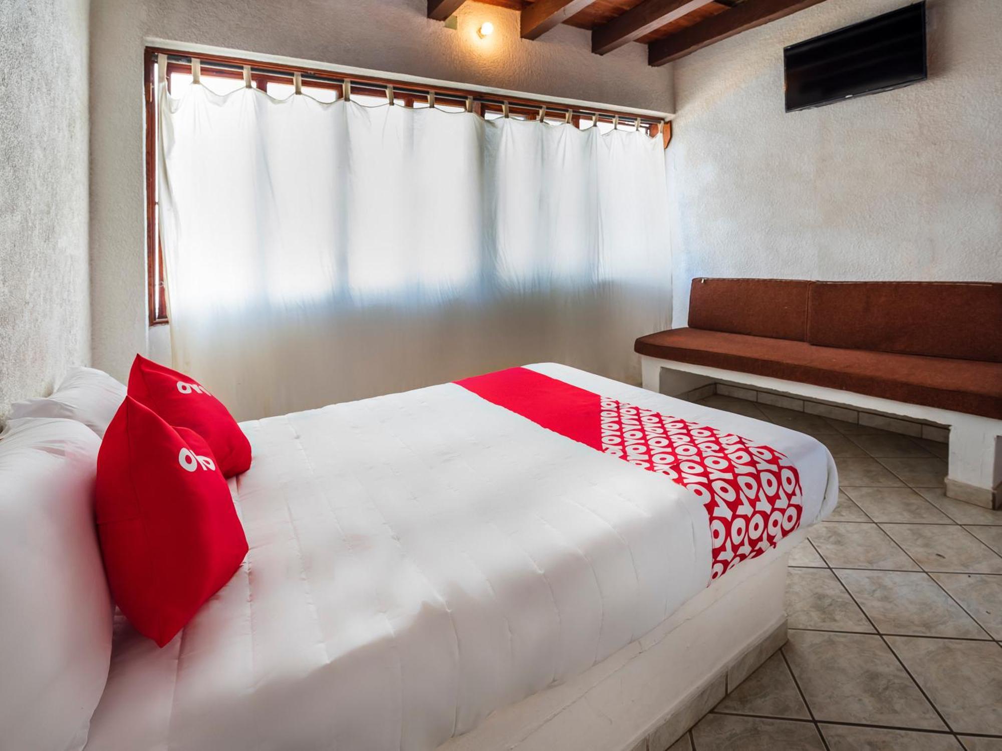 בארה דה נבידאד Oyo Hotel Sands מראה חיצוני תמונה