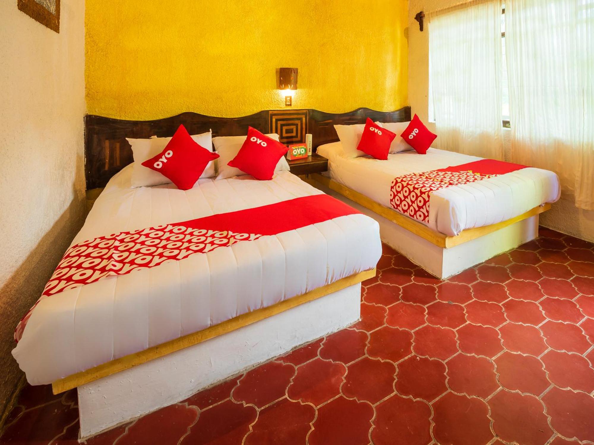 בארה דה נבידאד Oyo Hotel Sands מראה חיצוני תמונה